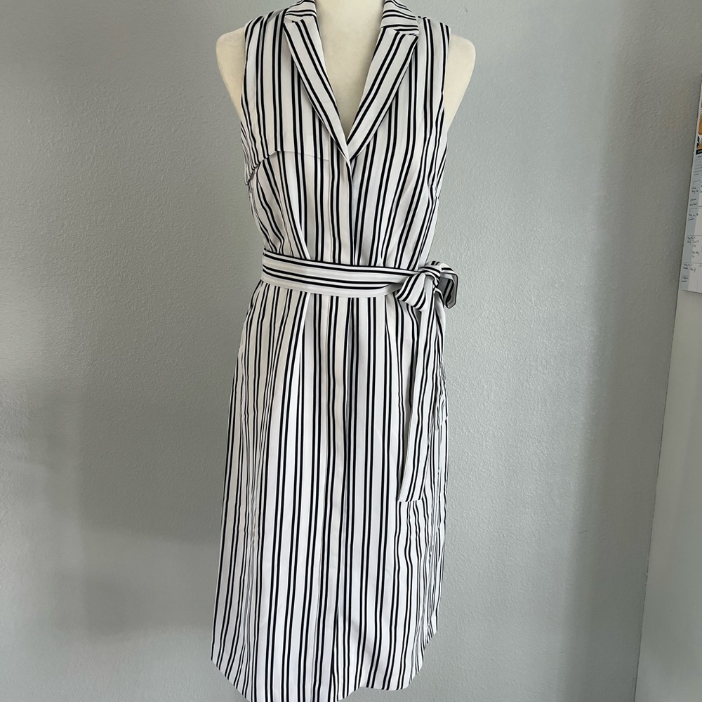 BR trench style shirt dress